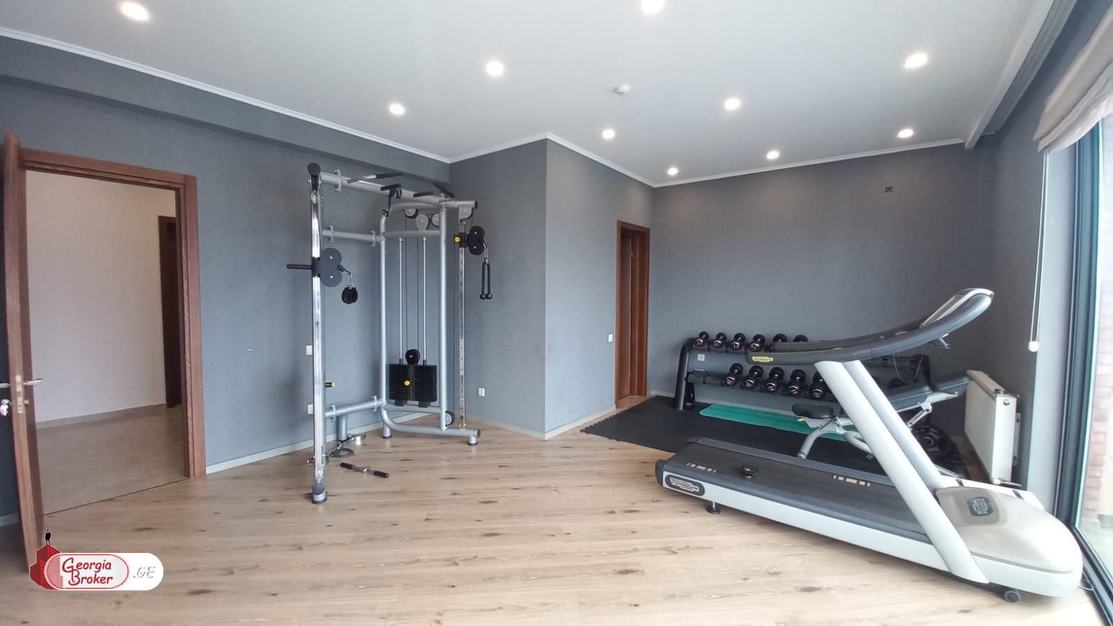 продается Гостиница с новым ремонтом 11-комнат